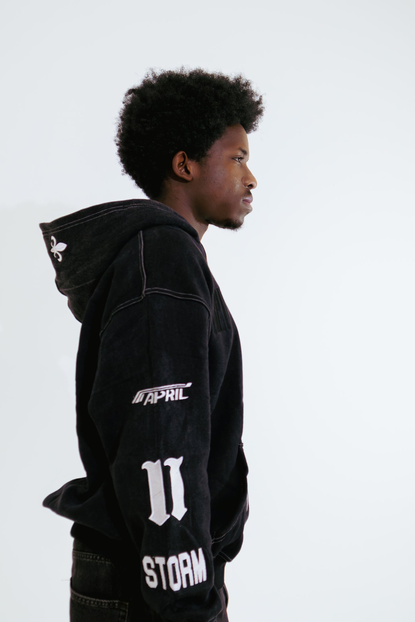 STORM ZIPPER HOODIE